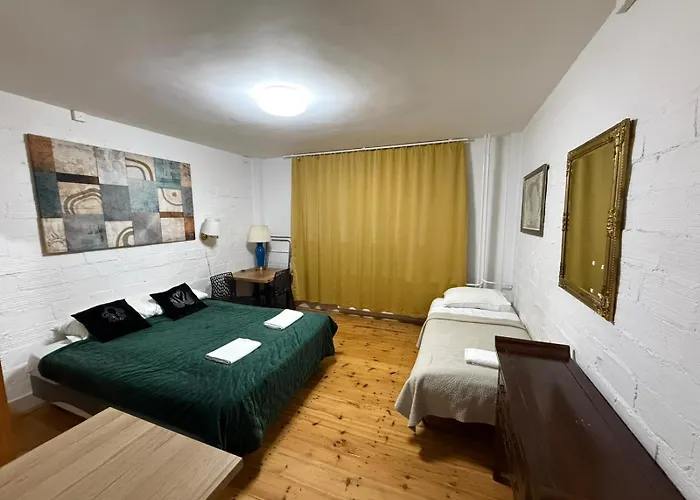 Studio Apartment
